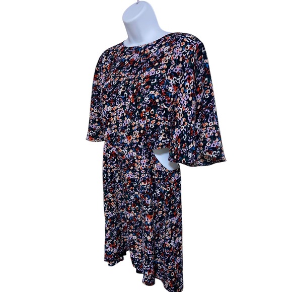 French Connection Floral Print Lined Dress Cutout Waist Short Sleeve Size Large - Picture 8 of 11